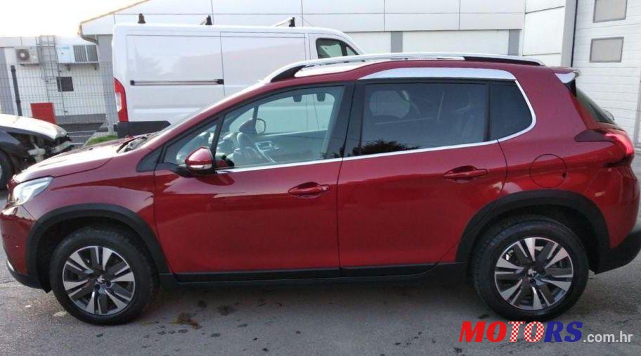 2017' Peugeot 2008 1,2 photo #1