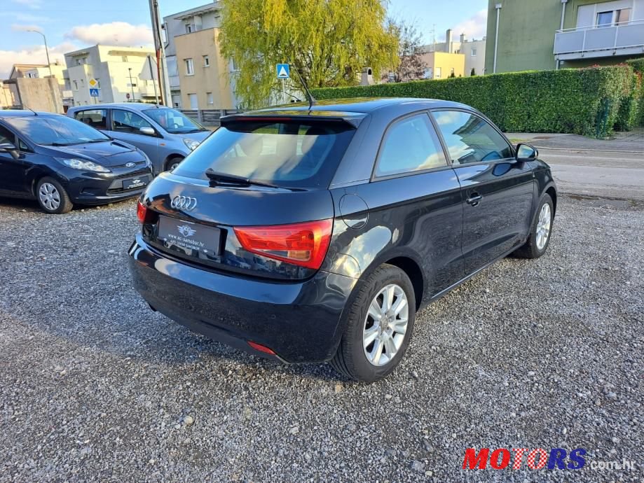 2013' Audi A1 S-Tronic photo #4