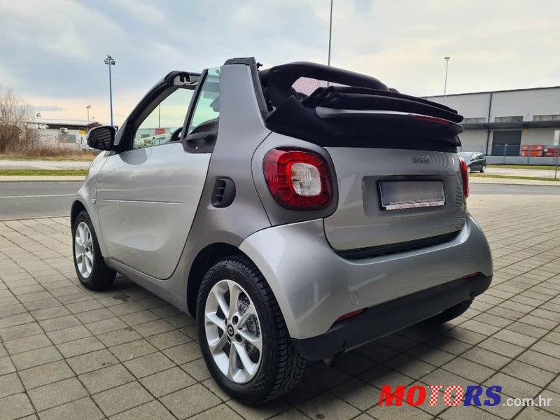 2016' Smart Fortwo photo #3