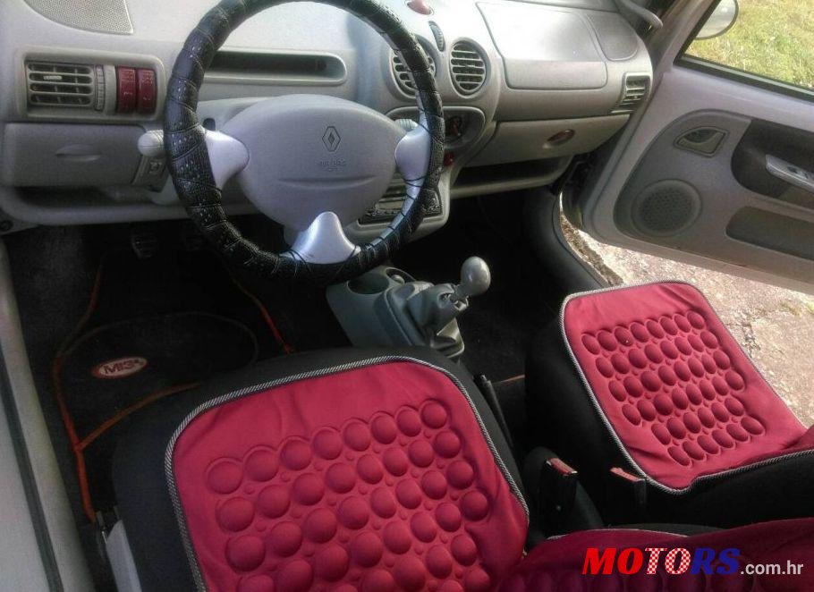 2001' Renault Twingo 1,2 photo #1