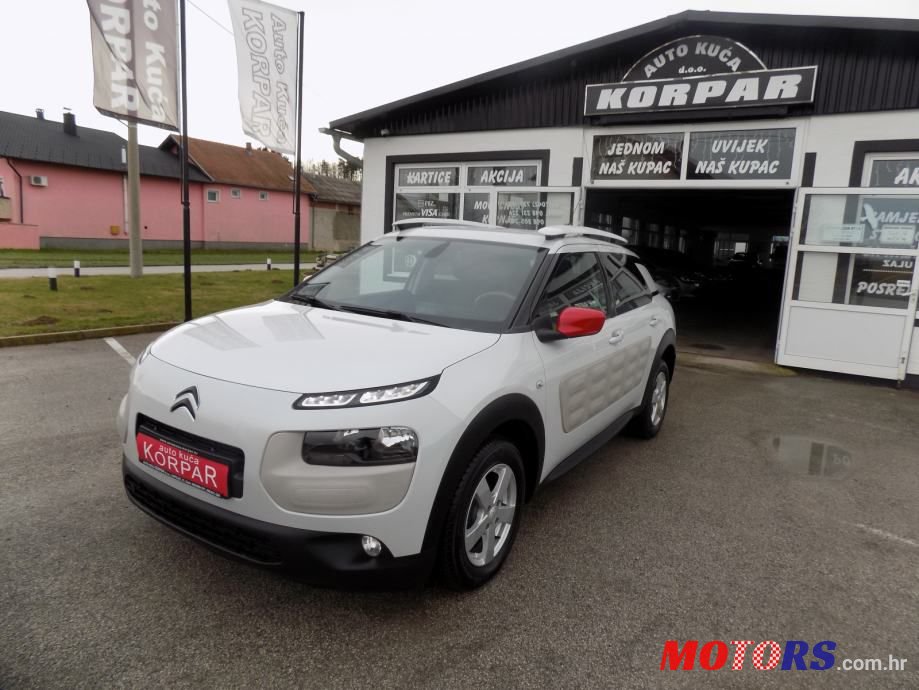 2016' Citroen C4 Cactus photo #1