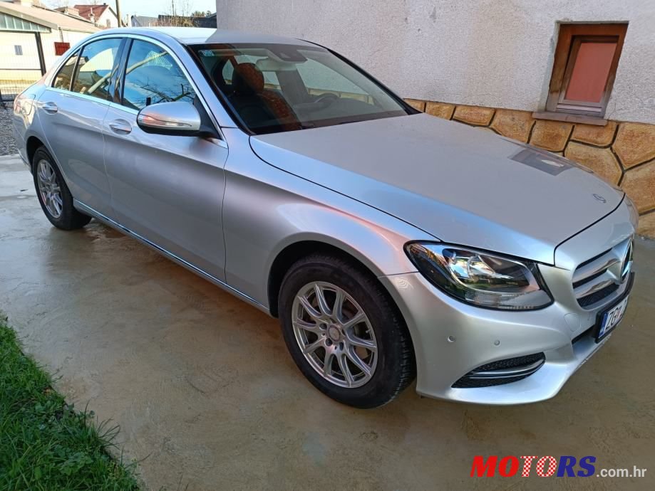 2014' Mercedes-Benz C-Klasa 180 photo #2