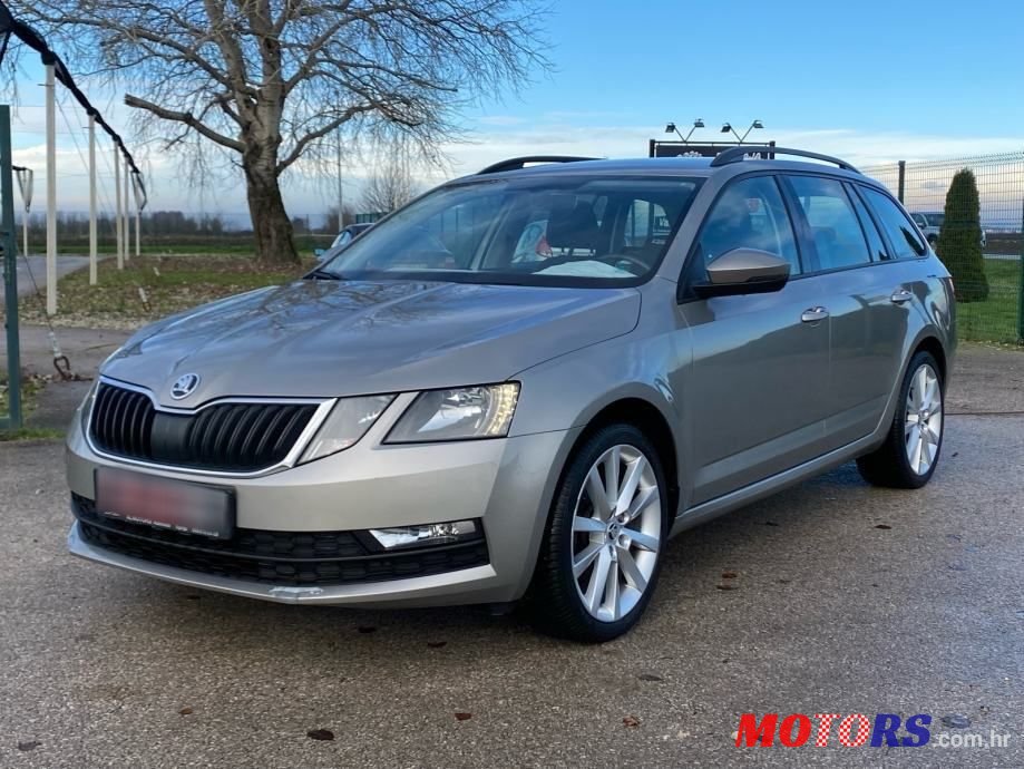 2018' Skoda Octavia Combi photo #1