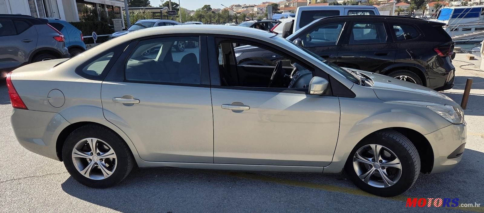 2009' Ford Focus 1,4 photo #1