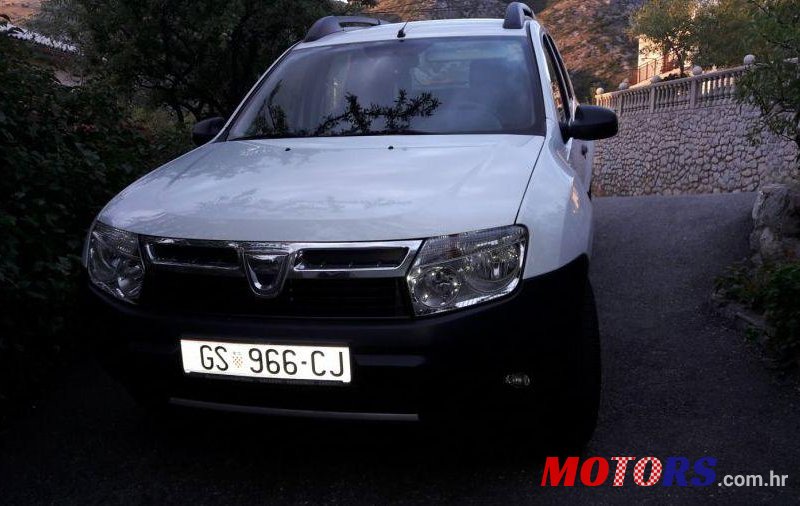 2013' Dacia Duster 1,6 16V photo #1