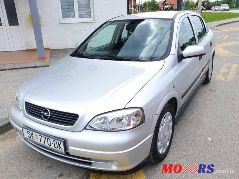 2006' Opel Astra 1,7 Cdti photo #1