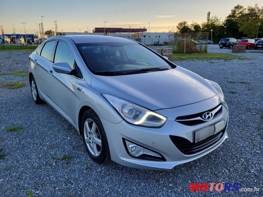 2013' Hyundai i40 1,7 Crdi photo #3