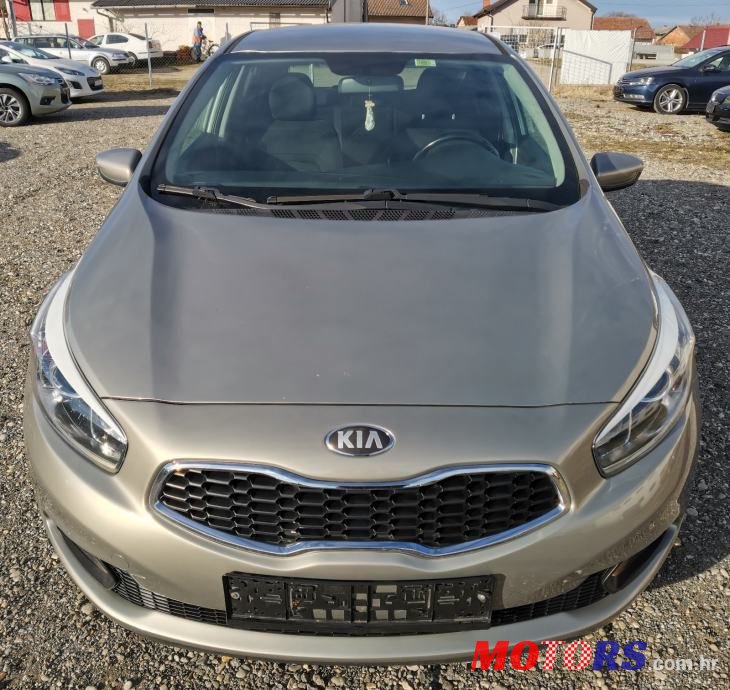 2012' Kia Ceed 1,4 Crdi Lx photo #2