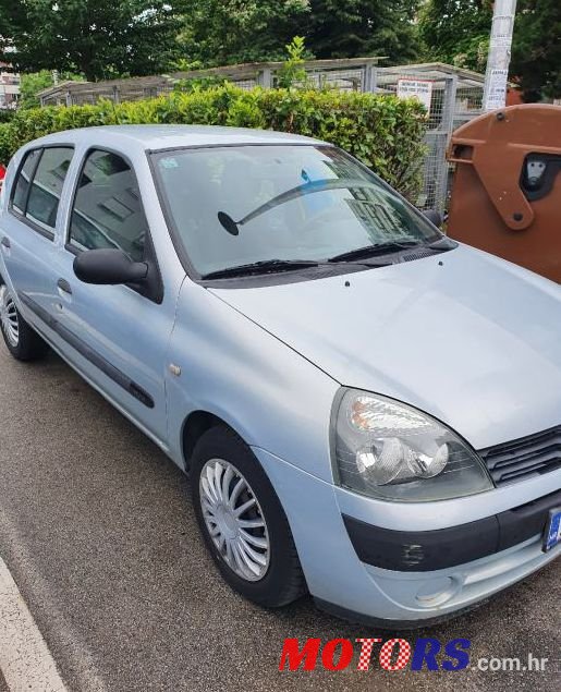 2004' Renault Clio 1,2 16V photo #1