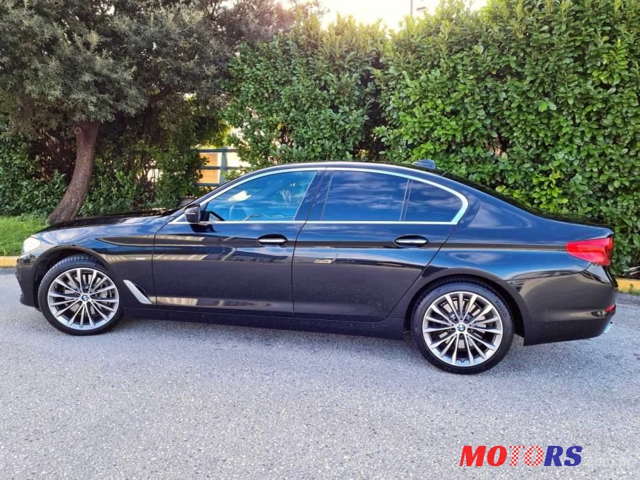 2017' BMW Serija 5 540I photo #1