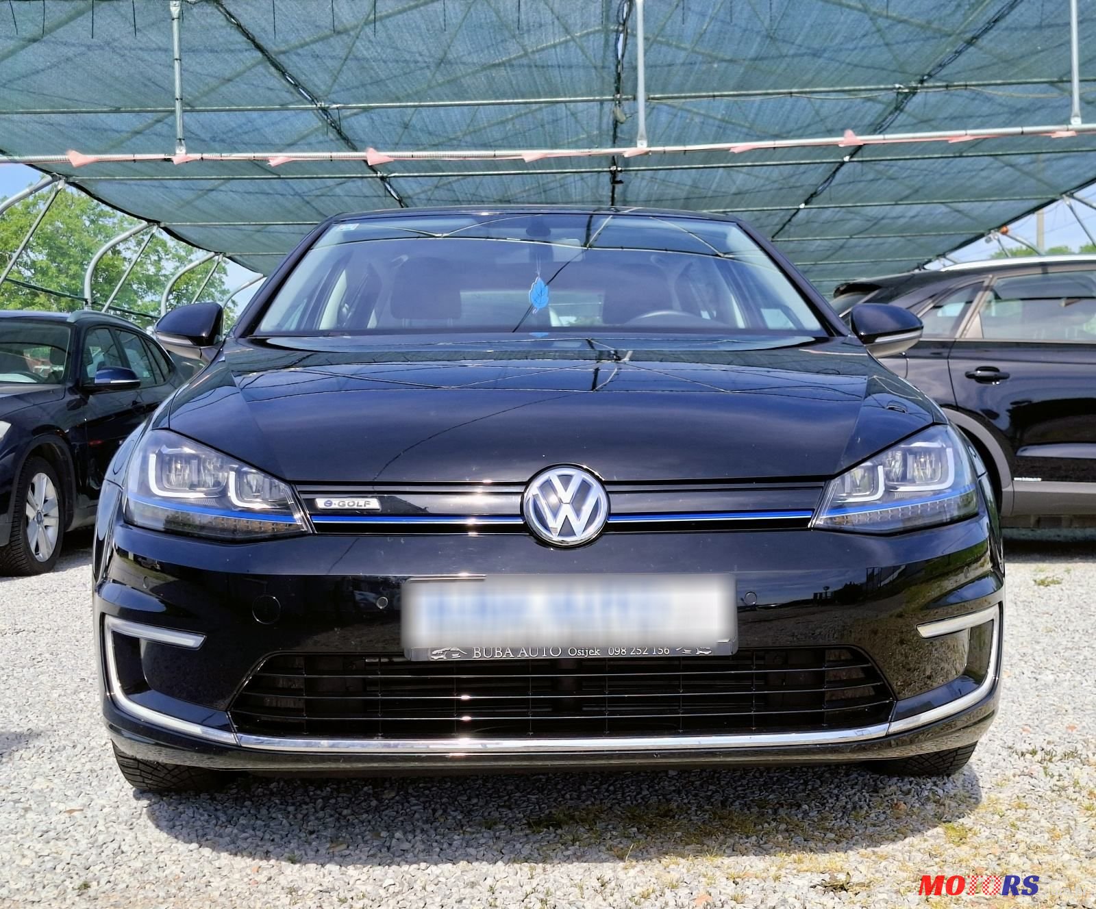 2017' Volkswagen Golf VII E-Golf photo #2