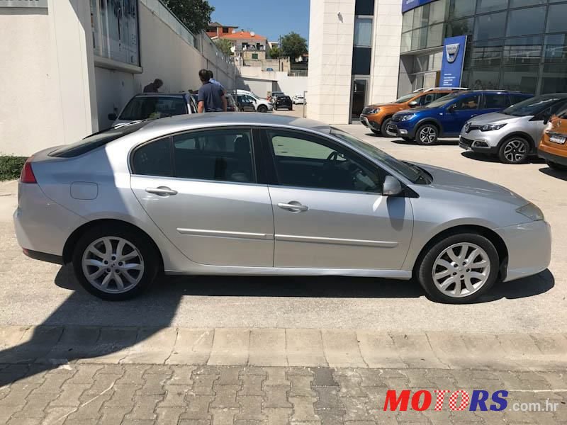 2008' Renault Laguna 2,0 Dci photo #2