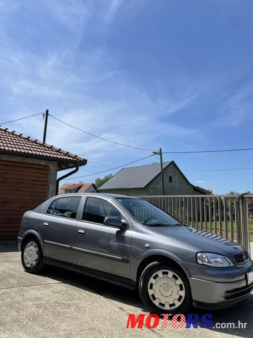 2006' Opel Astra 1,7 Cdti photo #6