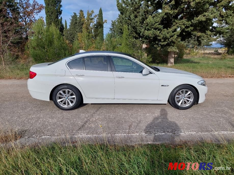 2011' BMW Serija 5 520D photo #4
