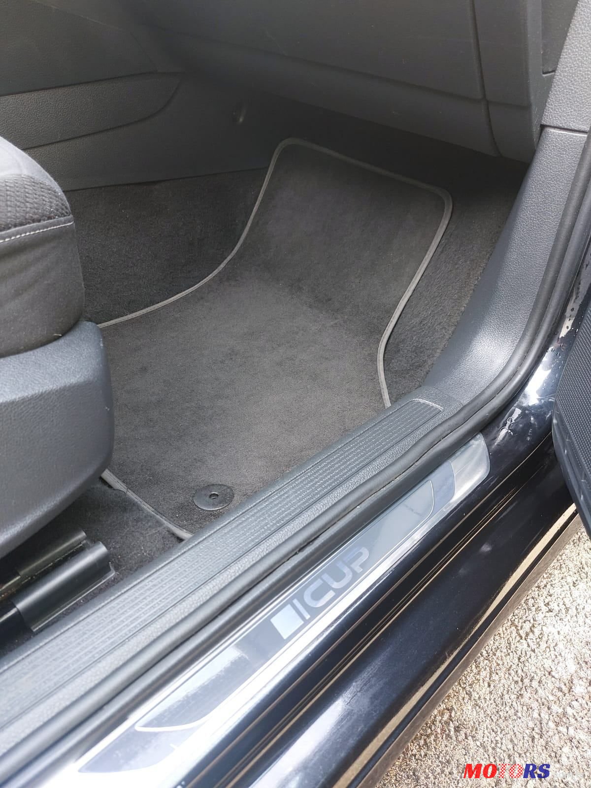 2015' Volkswagen Golf VII Variant photo #4