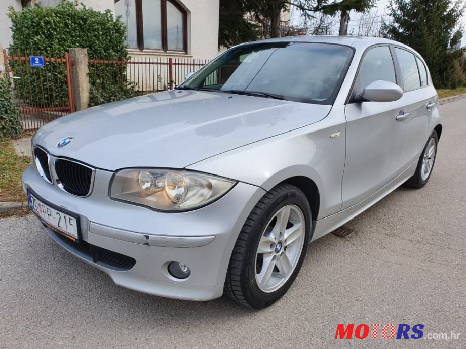 2006' BMW Serija 1 116I photo #1