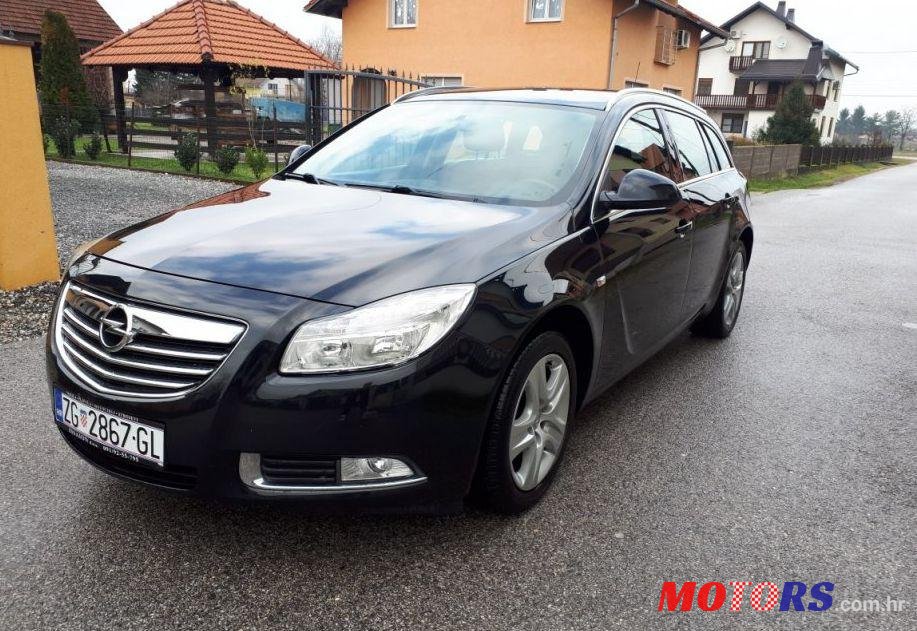 2013' Opel Insignia Karavan 2,0 Cdti photo #1