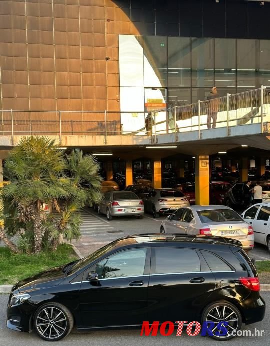 2016' Mercedes-Benz B-Klasa 180 D photo #3