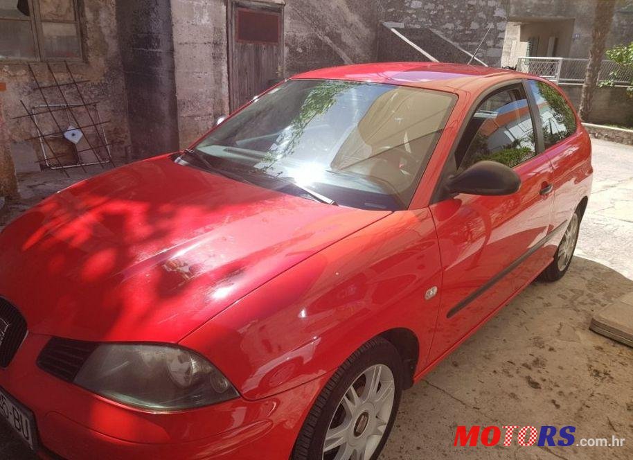 2002' SEAT Ibiza Sport 1,4 16V photo #1