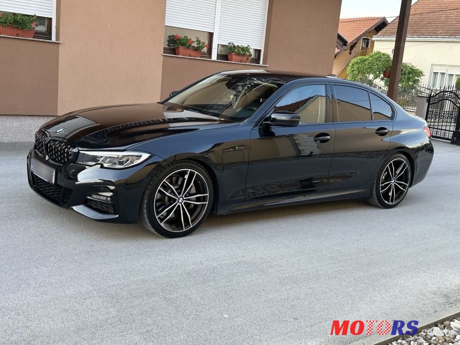 2019' BMW Serija 3 330E photo #4