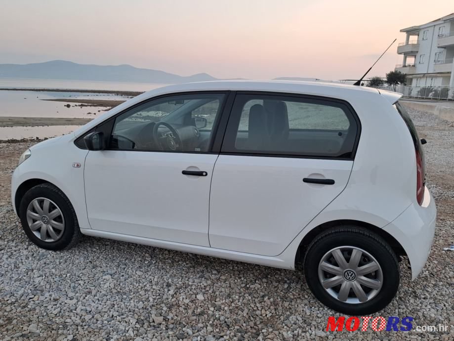 2016' Volkswagen Up! 1,0 Up! photo #4