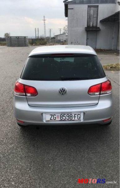 2010' Volkswagen Golf VI 1,6 Tdi photo #1