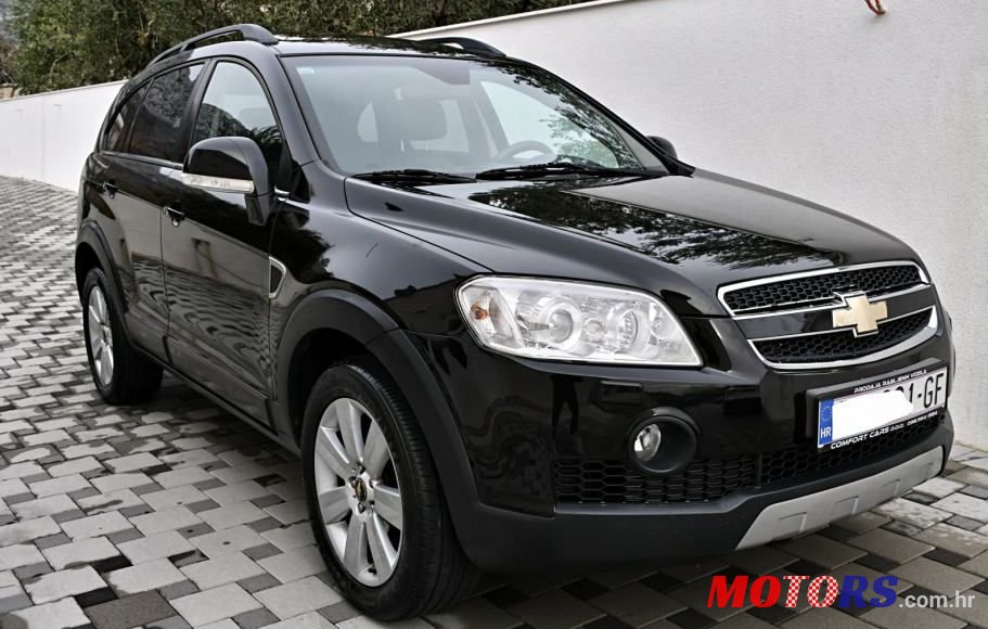 2007' Chevrolet Captiva 2,0 D Lt photo #1