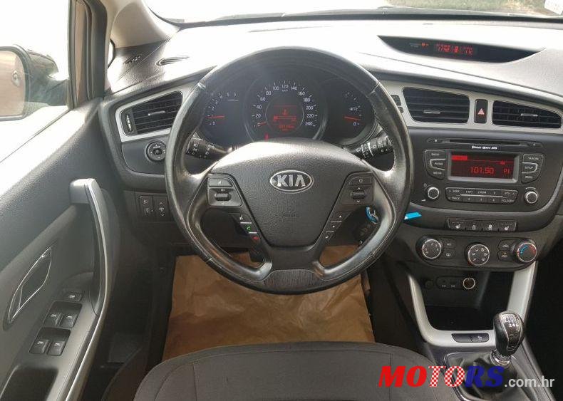 2012' Kia Ceed 1,4 Crdi Lx photo #2