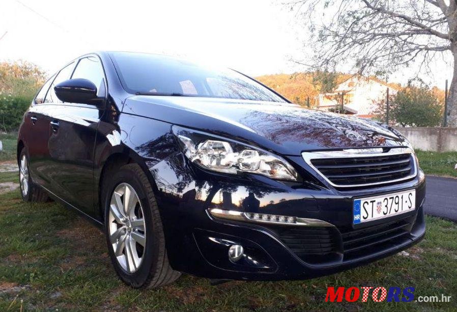 2017' Peugeot 308 Sw 1,6 Bluehdi photo #1