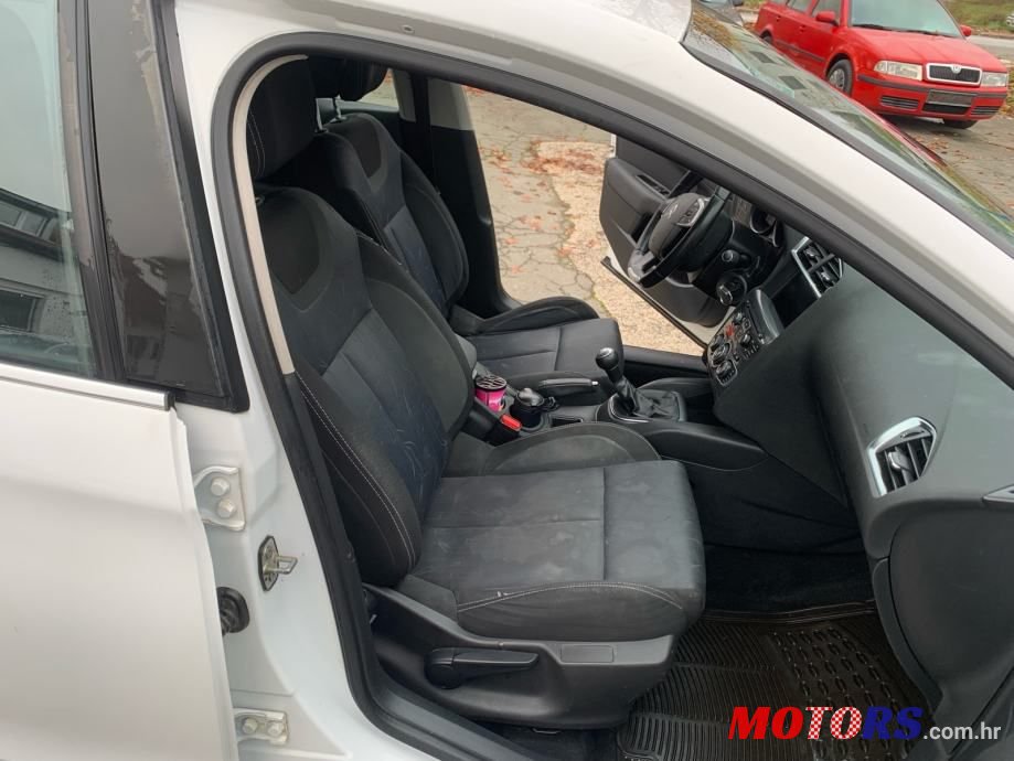 2015' Citroen C4 1,6 E-Hdi photo #6