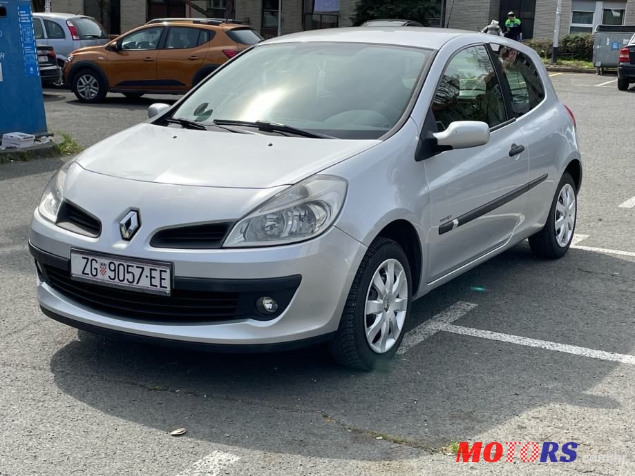 2008' Renault Clio 1,2 16V photo #1