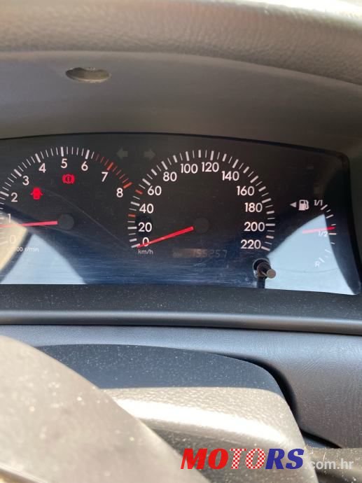 2003' Toyota Corolla 1.6 photo #5