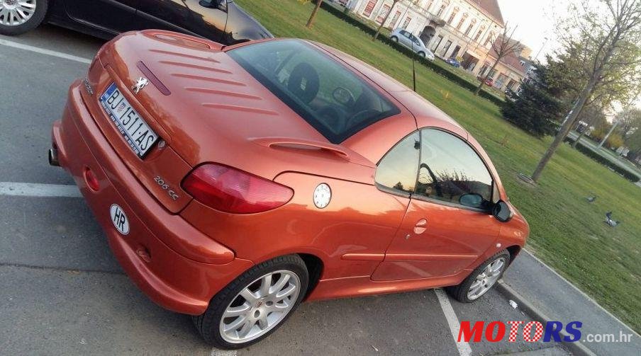 2001' Peugeot 206 Cc 206 Cc 2,0 16V photo #1