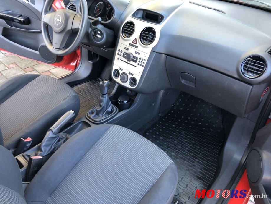 2008' Opel Corsa 1,2 16V photo #5