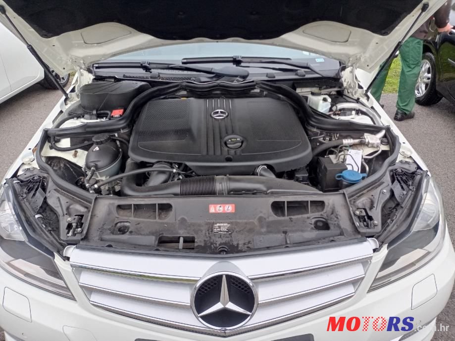 2012' Mercedes-Benz C-Klasa 220 Cdi photo #5