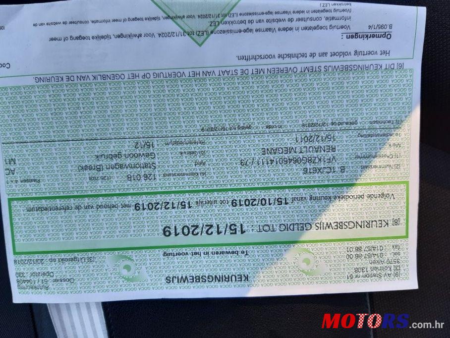 2012' Renault Megane Grandtour photo #4