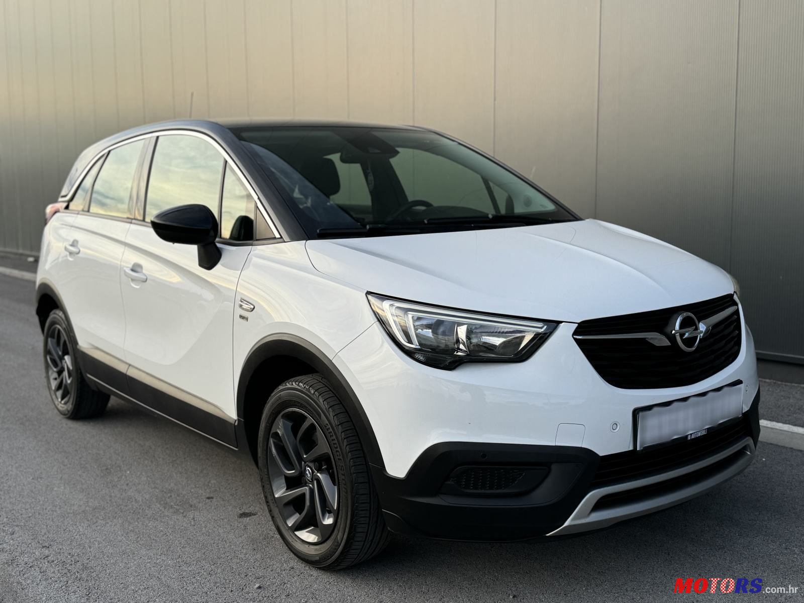2019' Opel Crossland 1,5 photo #1