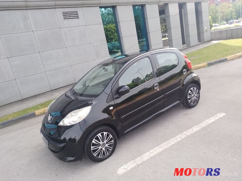 2007' Peugeot 107 photo #1