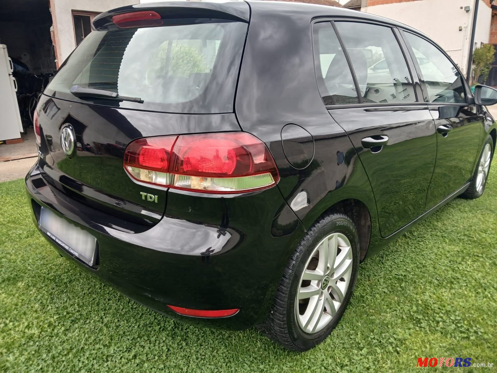 2010' Volkswagen Golf VI 2,0 Tdi photo #2