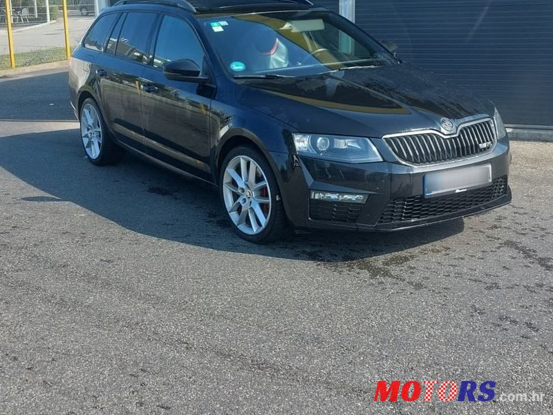 2015' Skoda Octavia Combi photo #1