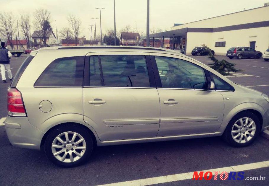 2006' Opel Zafira 1,9 Cdti photo #1