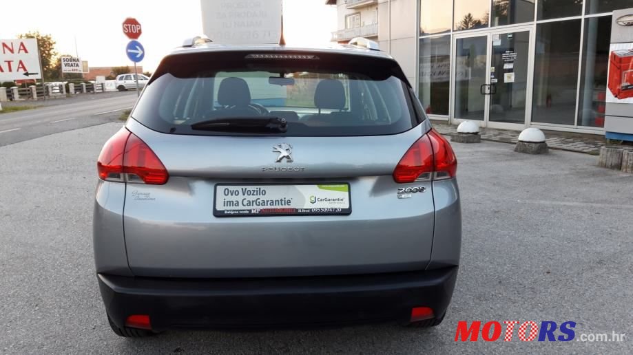 2014' Peugeot 2008 photo #6