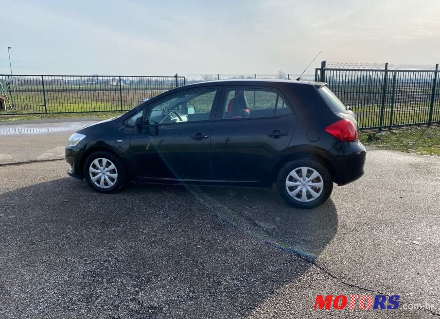2007' Toyota Auris 1,4 D4-D photo #1