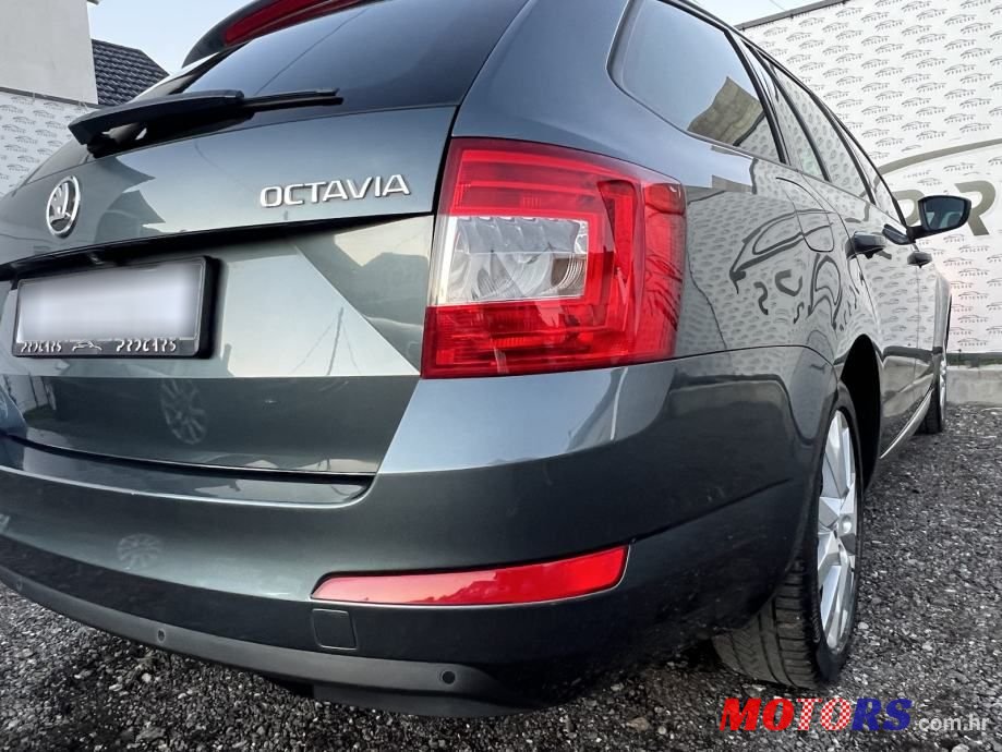 2015' Skoda Octavia Combi photo #5