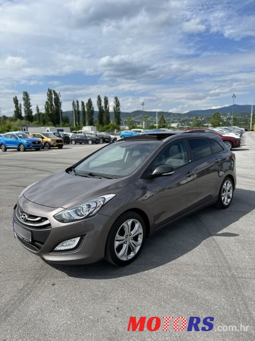2014' Hyundai i30 1,6 Crdi photo #1