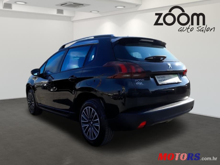 2019' Peugeot 2008 photo #4