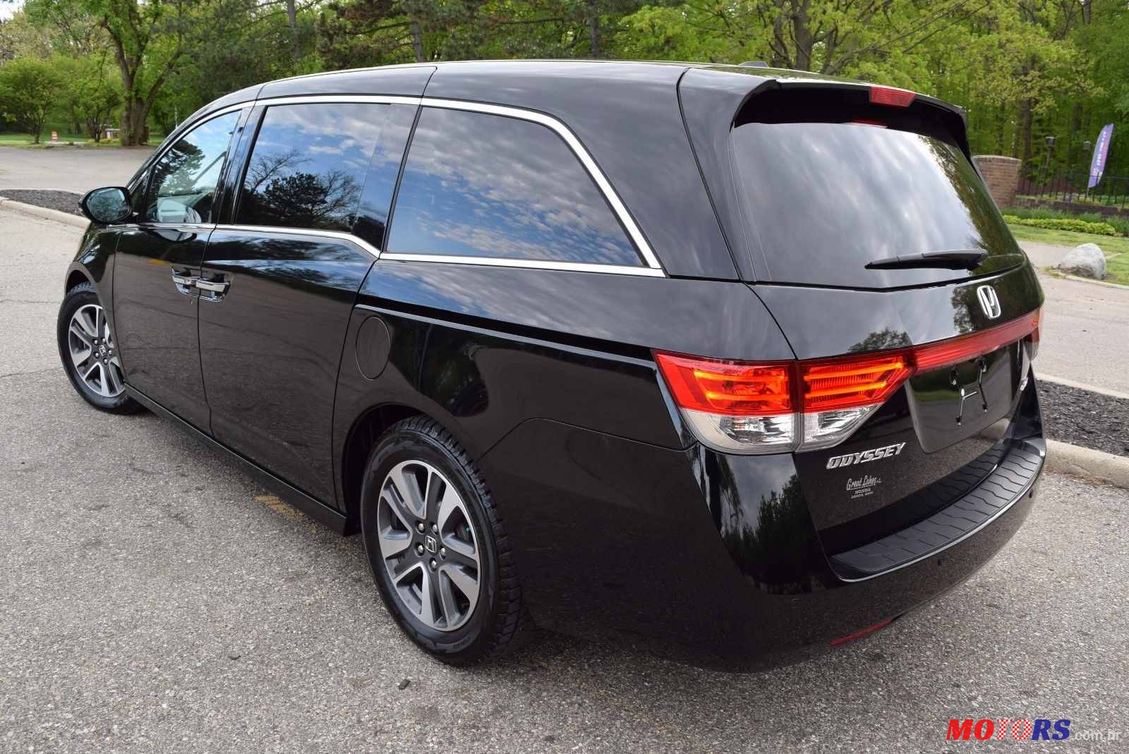 2015' Honda Odyssey photo #4