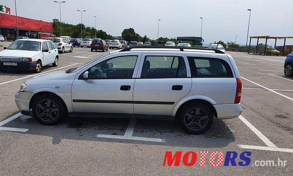 2002' Opel Astra Karavan Caravan 2,0 photo #1