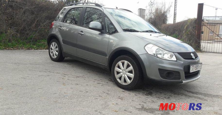 2010' Suzuki SX4 1,5 Glx photo #1