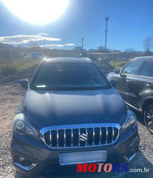 2017' Suzuki SX4 S-Cross 1.0 photo #2